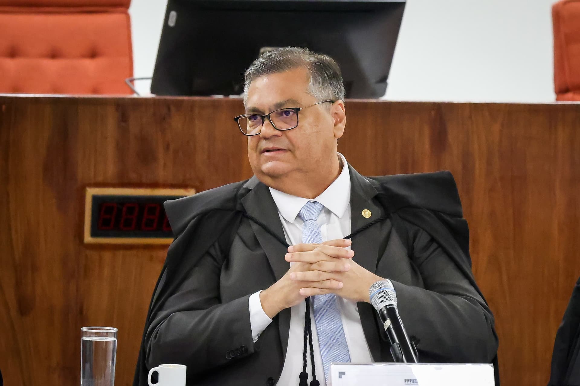 Fachada do Instituto de Ciências Jurídicas da UFPA no campus do Guamá, em Belém.